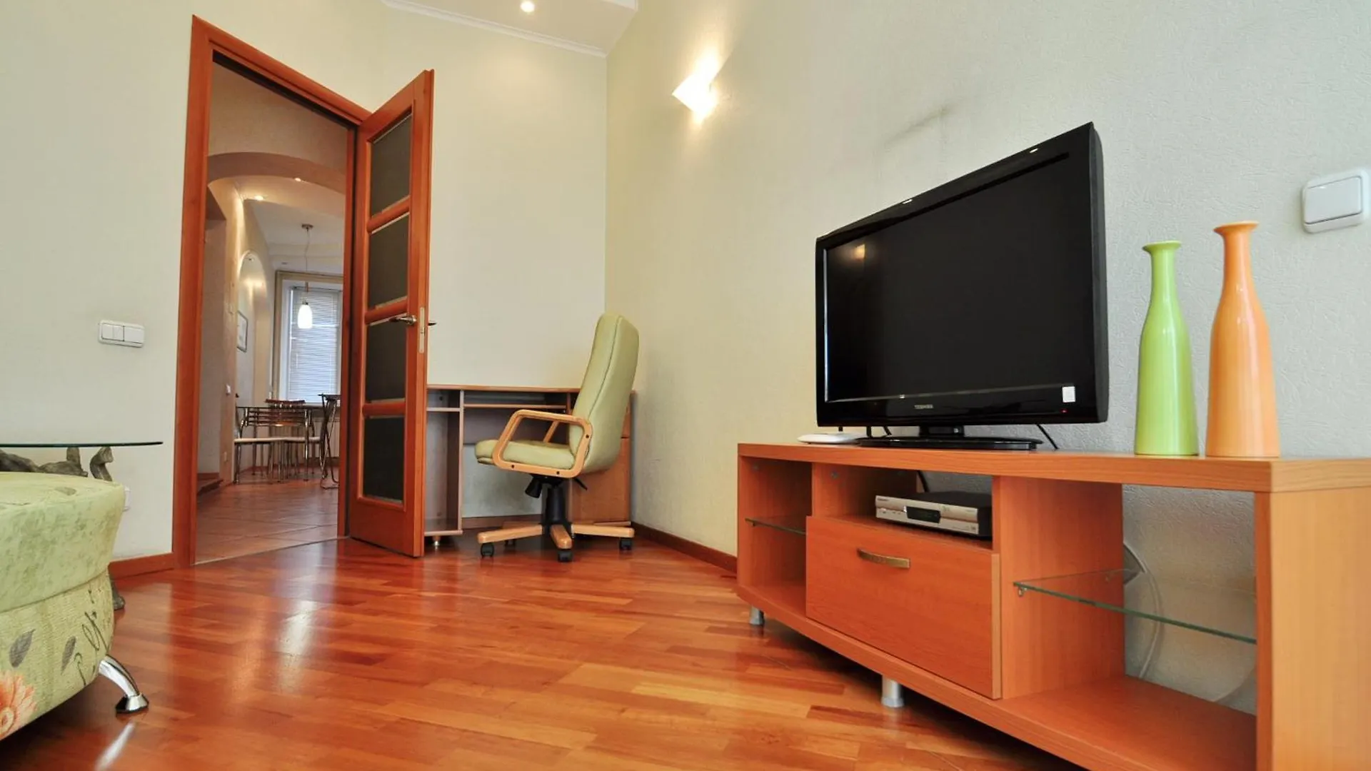 קייב Central Apartments 0*,