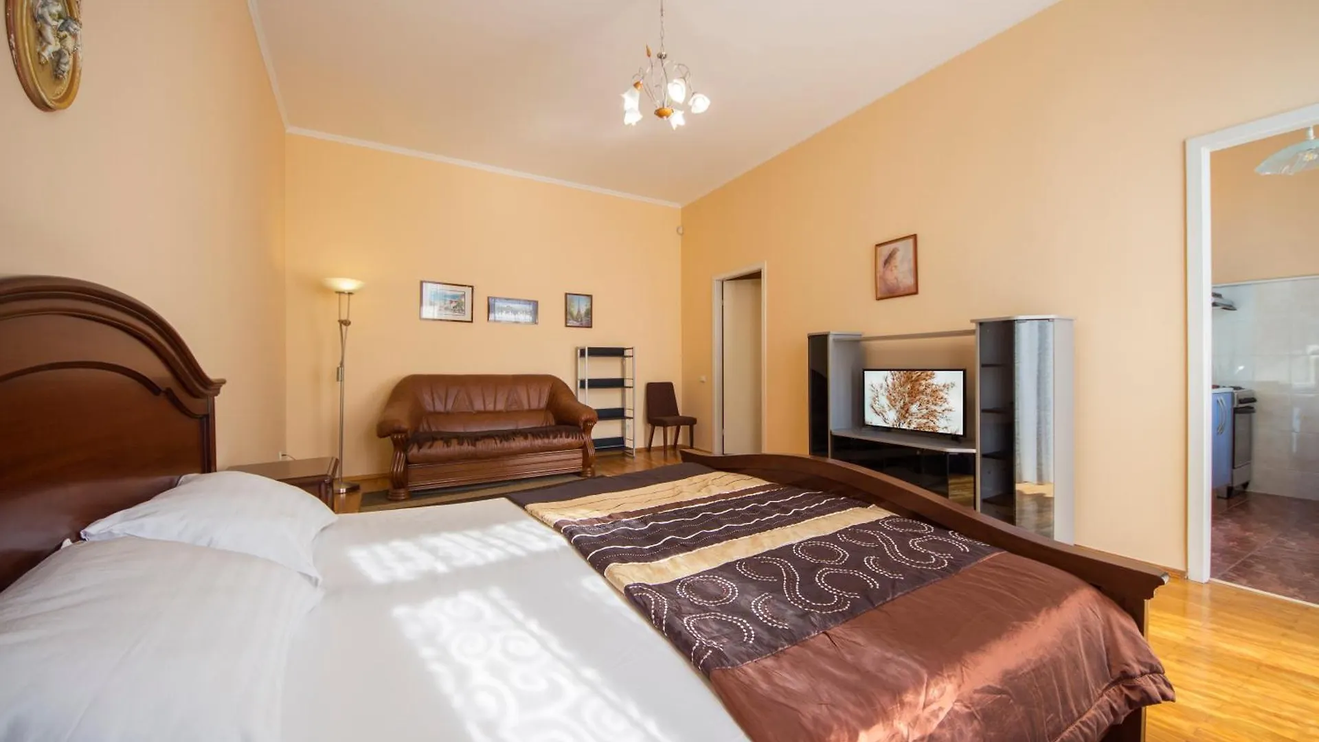 קייב Central Apartments 0*,  אוקראינה