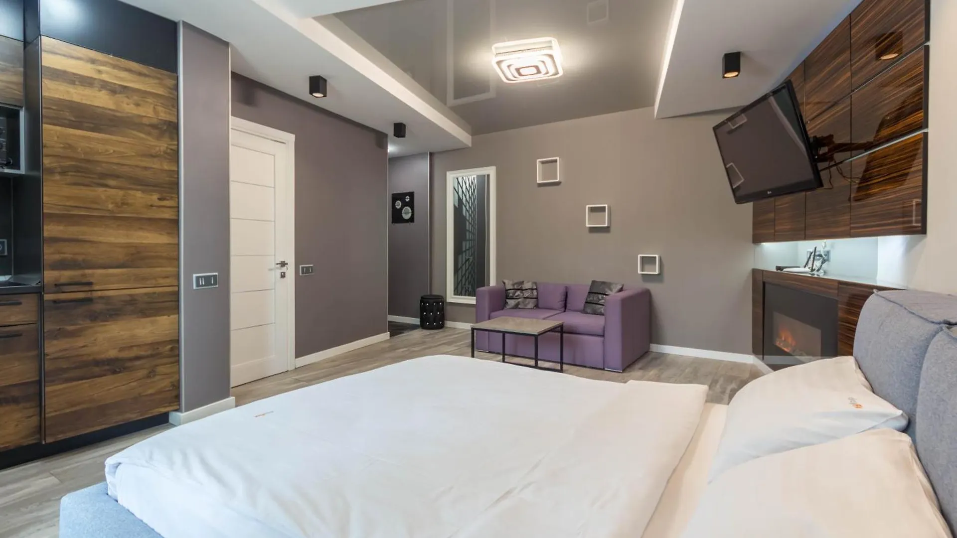 קייב Central Apartments 0*,